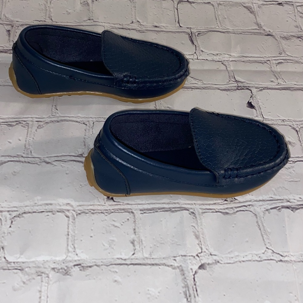 Loafer kids shoe from Amazon sz 8/9